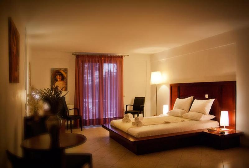 Limni Hotel Fanárion Buitenkant foto